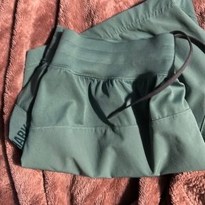 Gymshark 5 inch inseam shorts size small